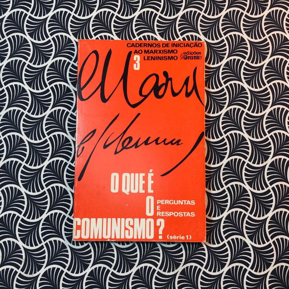 O Que é o Comunismo?