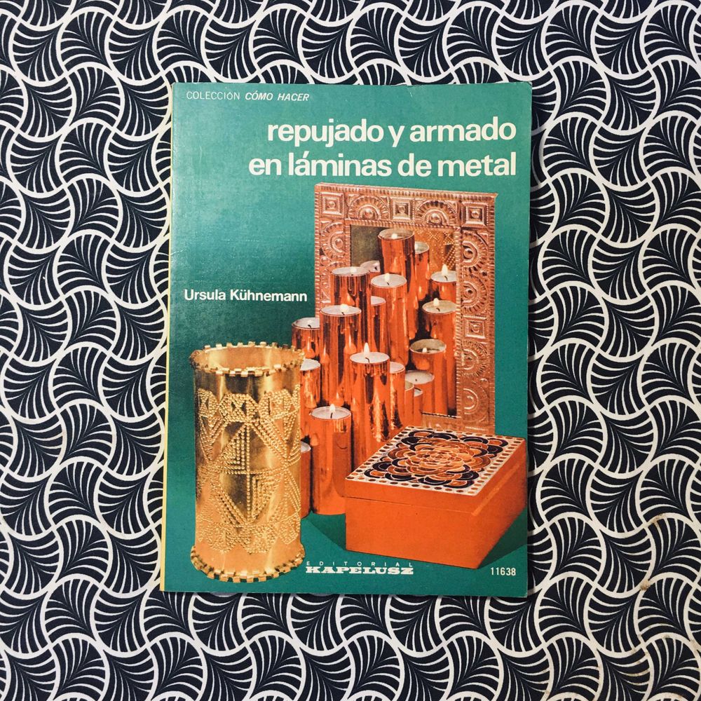 Repujado y Armado en Láminas de Metal - Ursula Kuhnemann